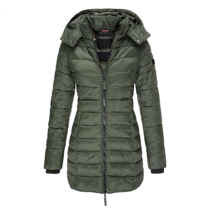 Doudoune femme coupe slim à capuche, chaleur et style