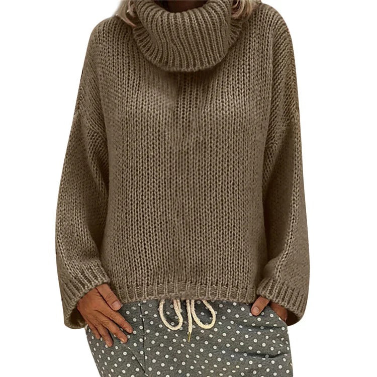 Grande robe oversize en grosse maille à col montant et ourlet côtelé
