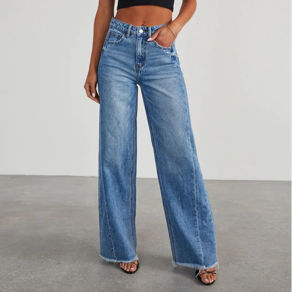 Damenschuhe sind nicht im ursprünglichen Text erwähnt, aber ich gehe davon aus, dass es sich um ein Kleidungsstück handelt. Der Text erwähnt Kleiden und Jeans - IdealeKleiden