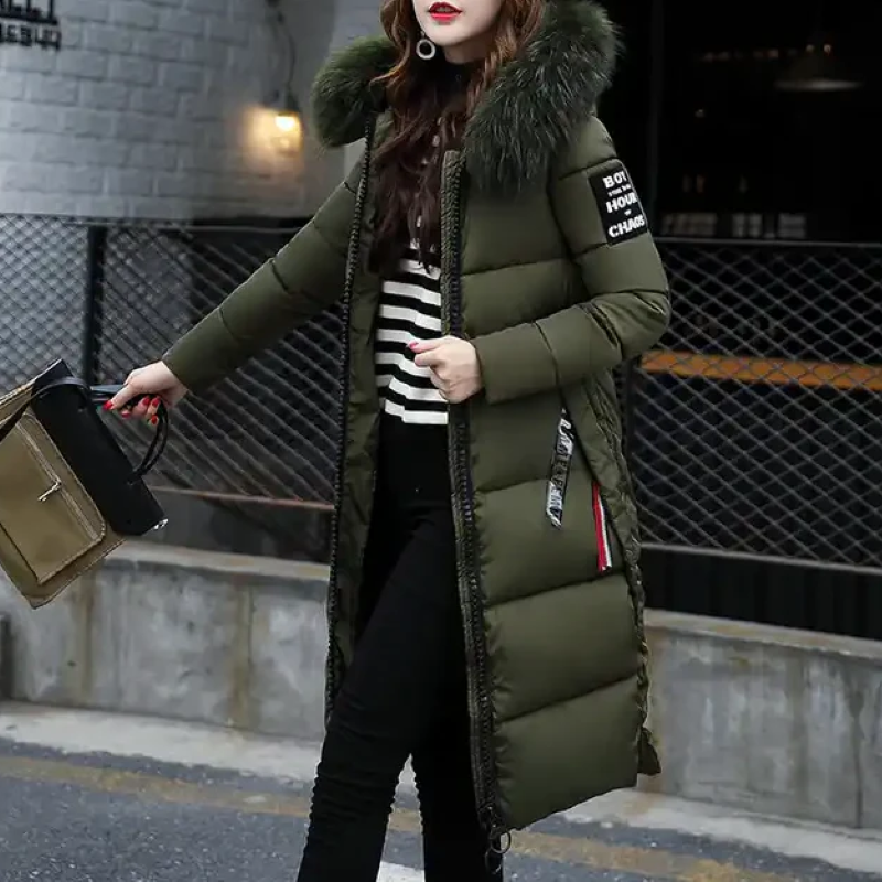 Manteau long pour femme avec col en fourrure design de luxe