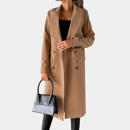 Manteau femme élégant long cintré laineux classique