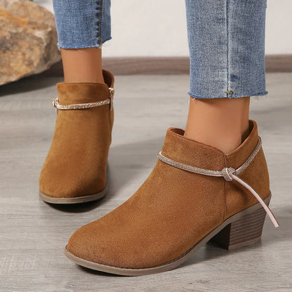 Bottines élégantes effet daim talon carré