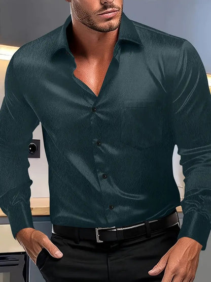 Robe élégante coupe slim soie dentelle col