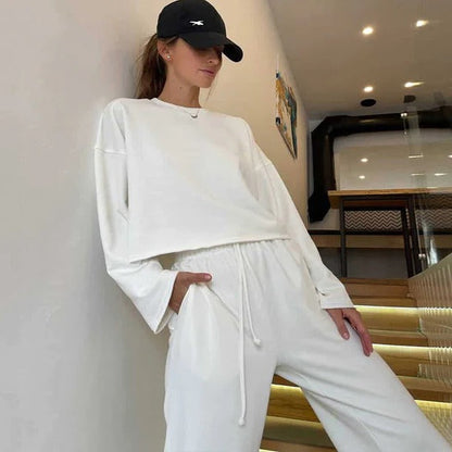 Ensemble d'entraînement confortable : T-shirt à manches longues et pantalon de jogging