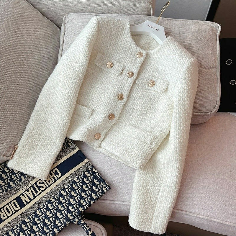 Veste femme élégante en bouclé courte moderne