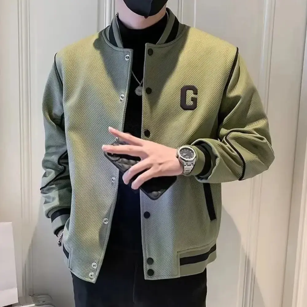 Blouson de moto en cuir style universitaire