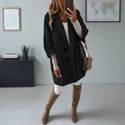 Manteau féminin élégant coupe ajustée