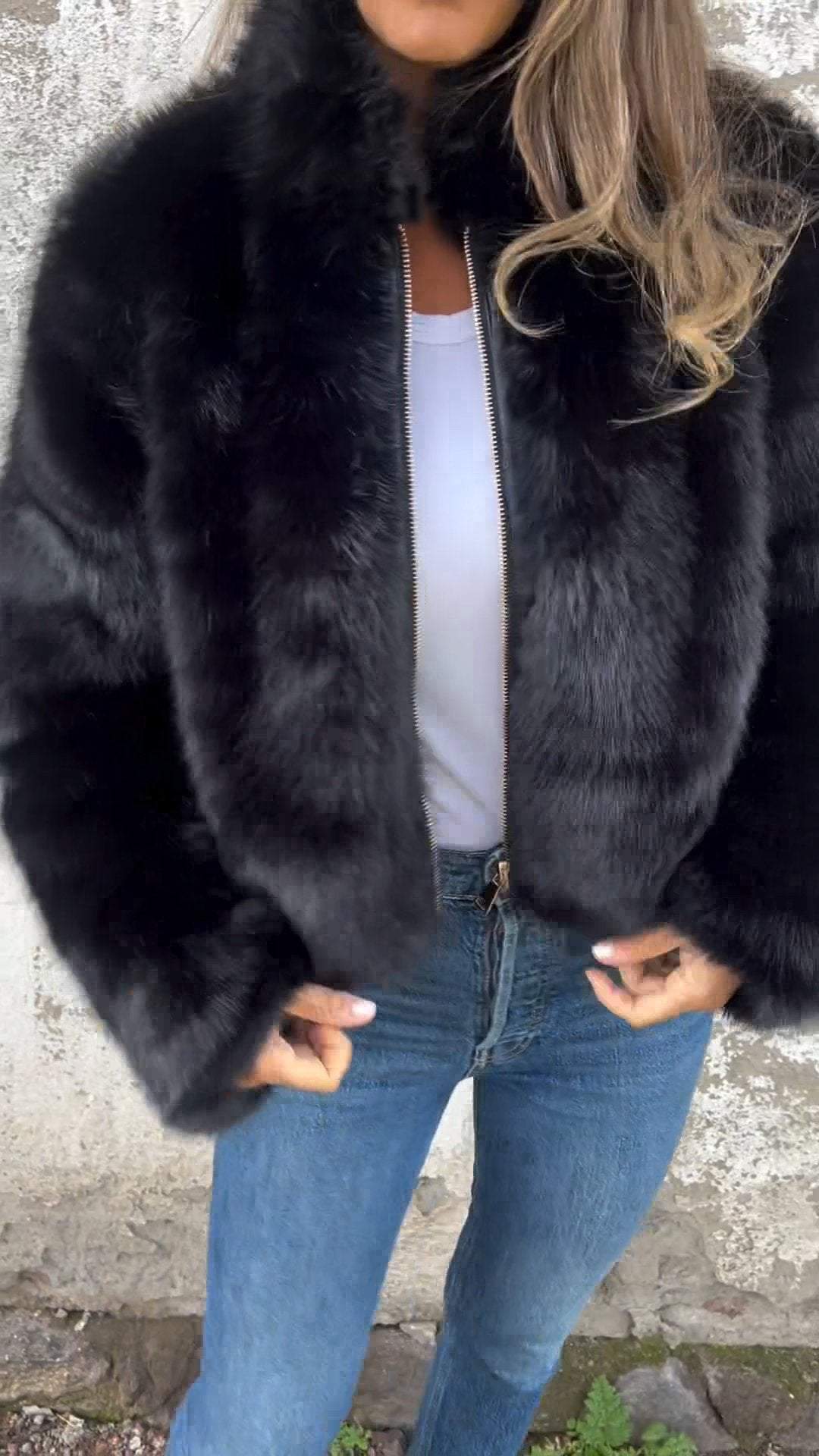 Manteau d'hiver femme beige chaud et élégant