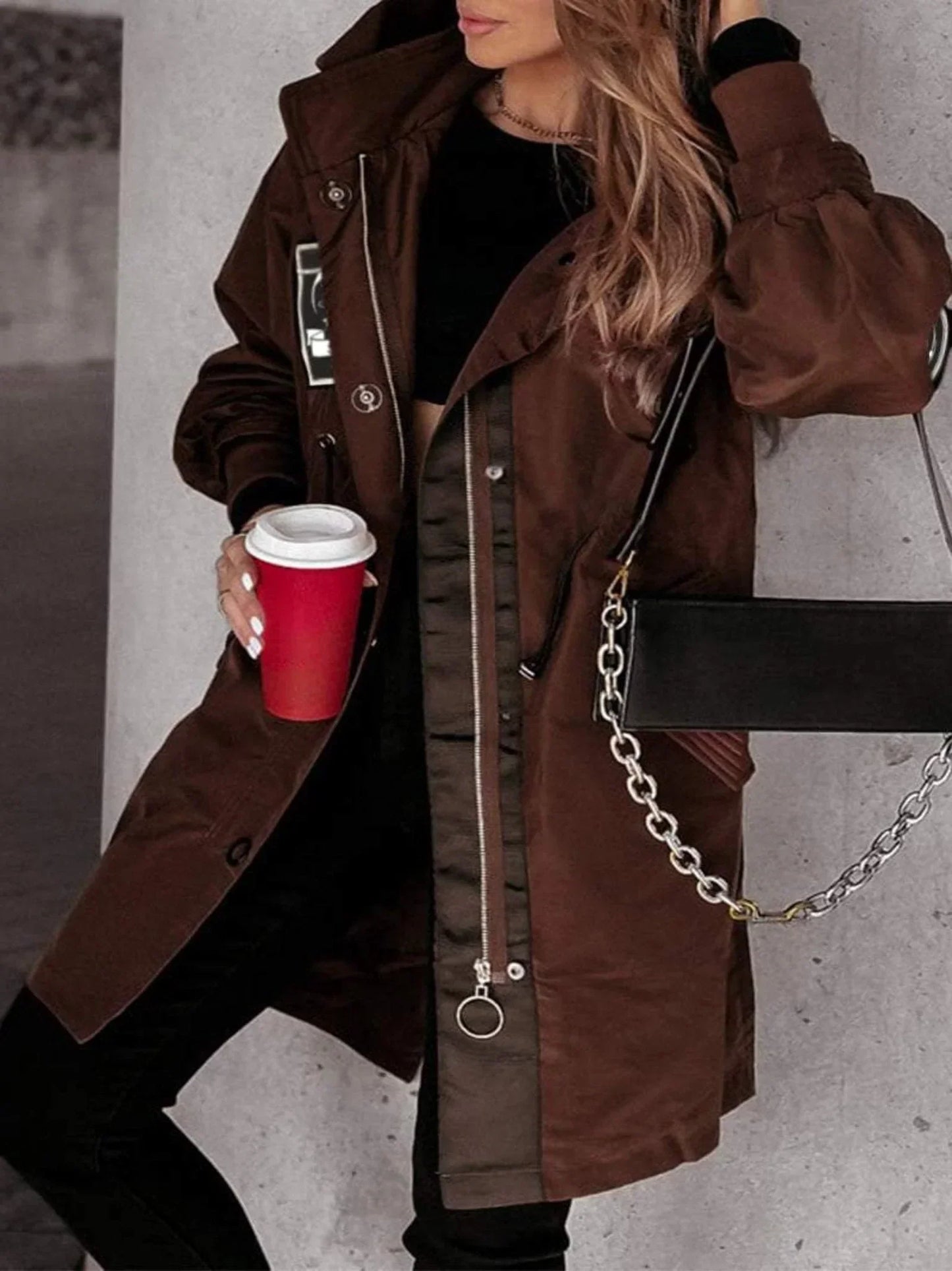 Veste stylée avec capuche Design moderne
