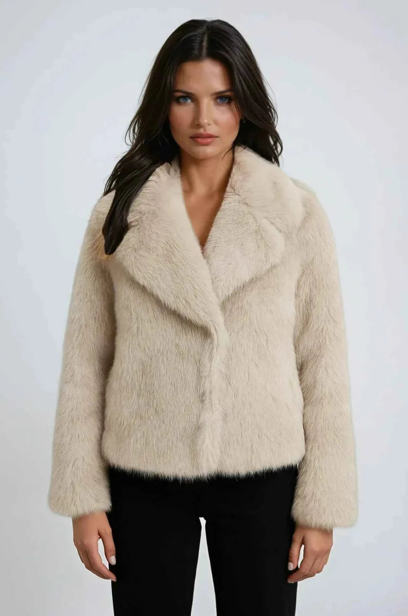 Faux-Fell Wintermantel Elegance - IdealeKleiden