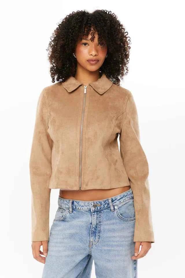 Blouson en cuir femme moderne