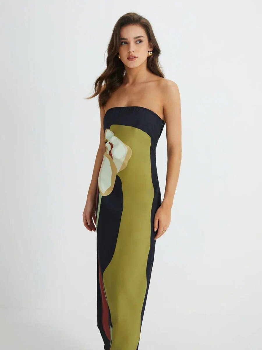 Lana – Robe longue à imprimé tendance et encolure bandeau