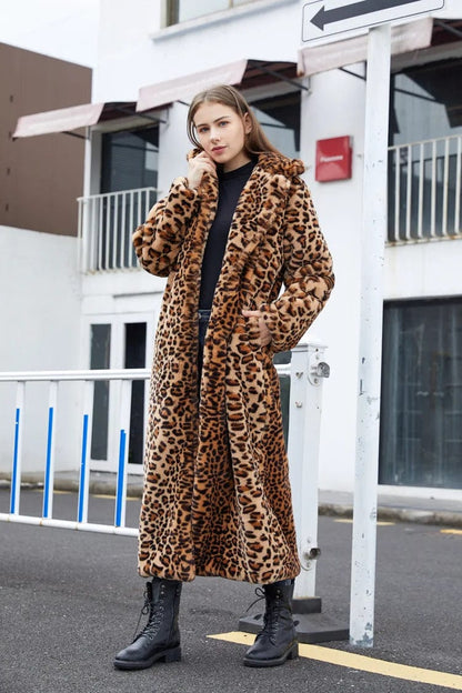 Veste d'hiver élégante pour femme style moderne