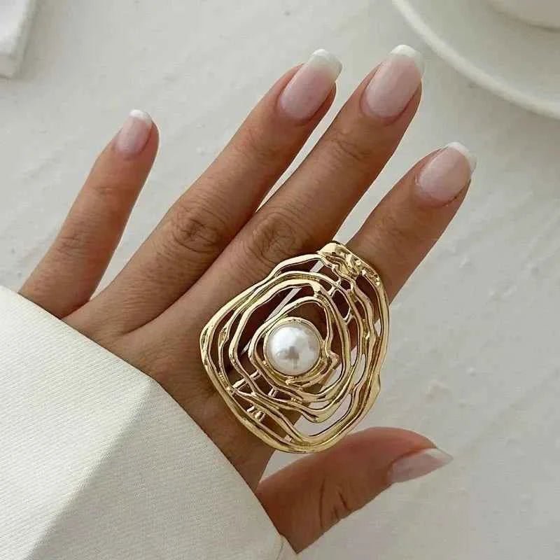 Eleganter Damen Ring Wellen Design Perlenschmuck - IdealeKleiden