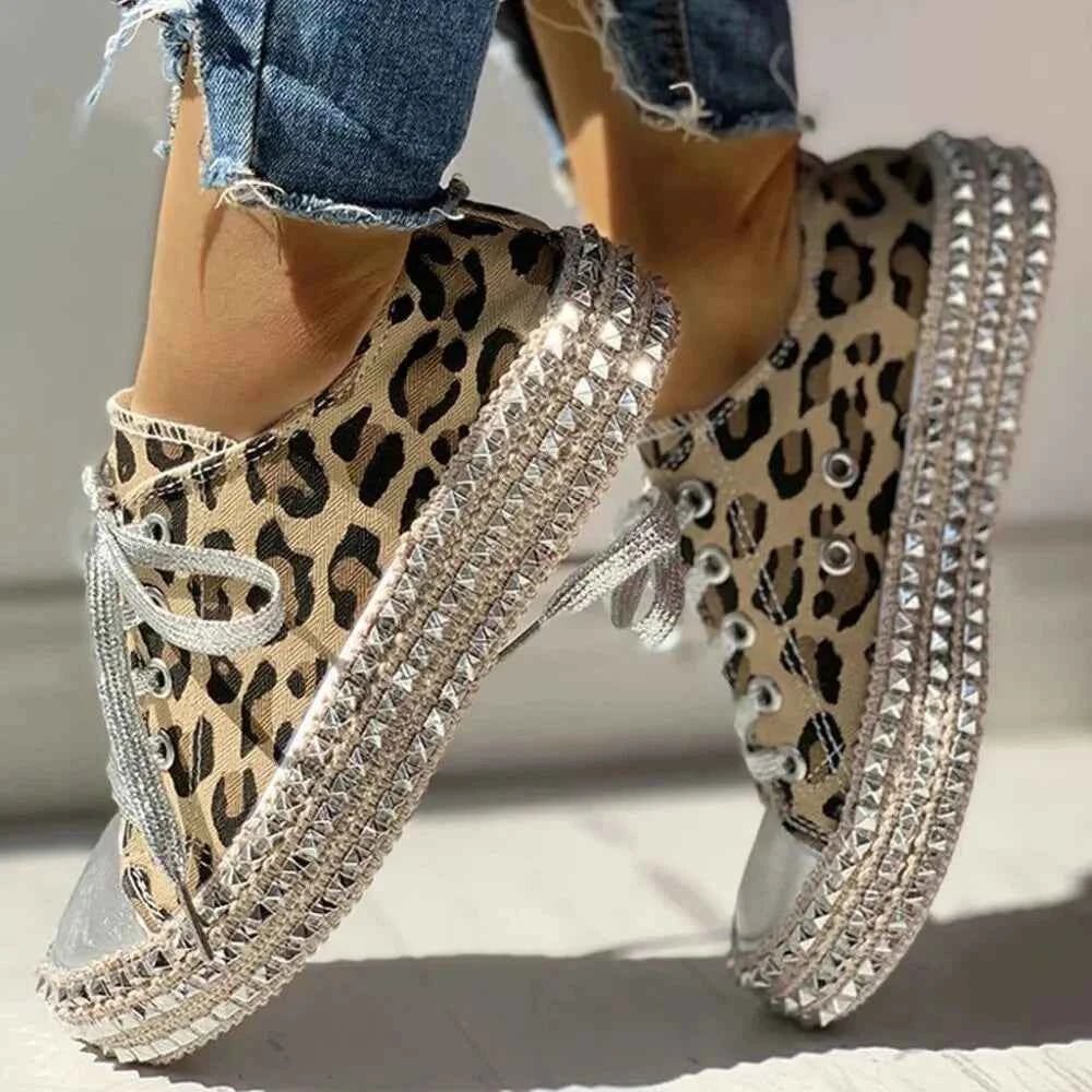Stilvolle Damen Sneaker Leopard Muster - IdealeKleiden