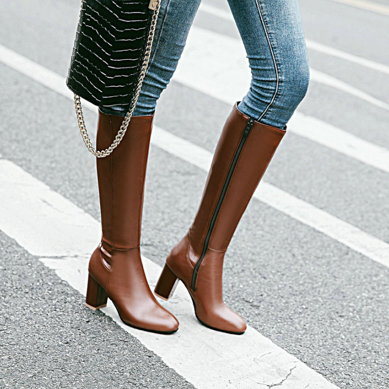 Bottines végétaliennes aspect cuir de luxe