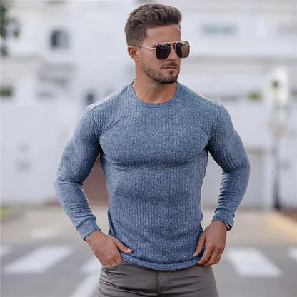 Pull tricoté homme Slim Fit moderne