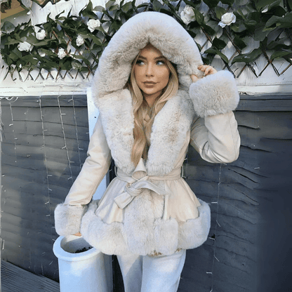Élégant manteau en fausse fourrure pour femme