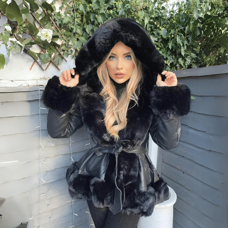 Élégant manteau en fausse fourrure pour femme