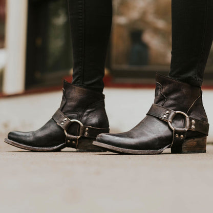 Chaussures élégantes en cuir pour femme à talon aiguille