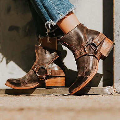Chaussures élégantes en cuir pour femme à talon aiguille
