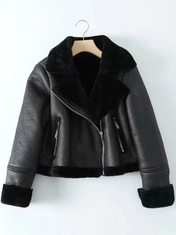 Blouson moto court en cuir fourré pour l'hiver