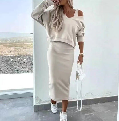 Ensemble décontracté femme avec pull en tricot et robe mi-longue