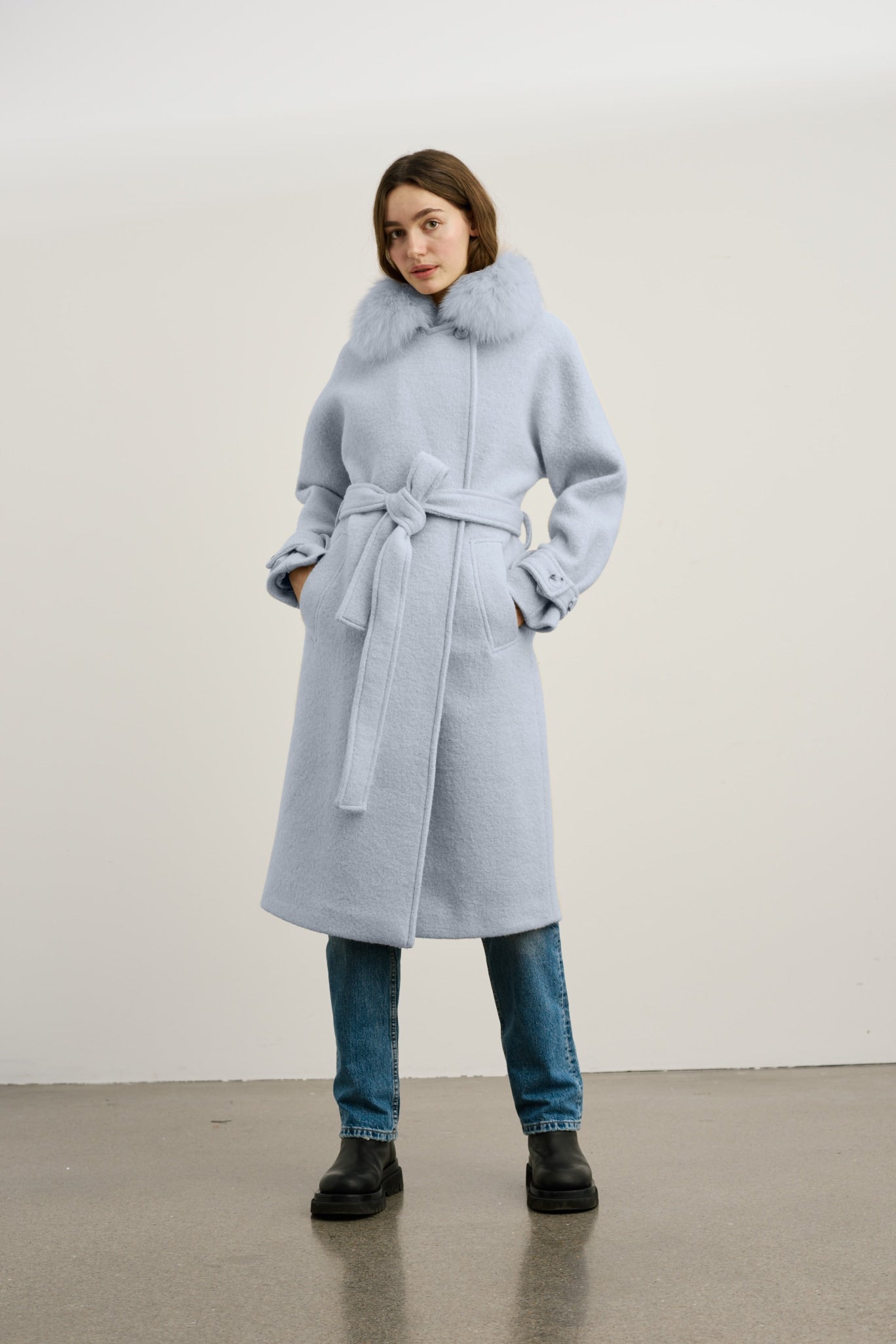 Élégant manteau droit pour femme