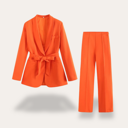 Ensemble tailleur femme élégant