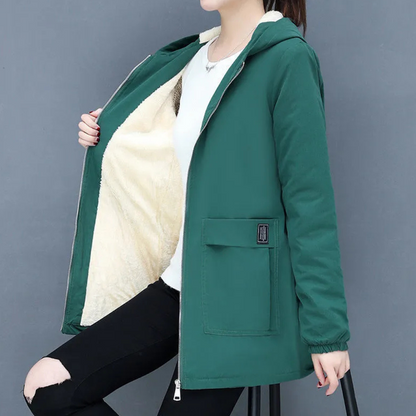 Veste d'hiver élégante pour femme avec capuche