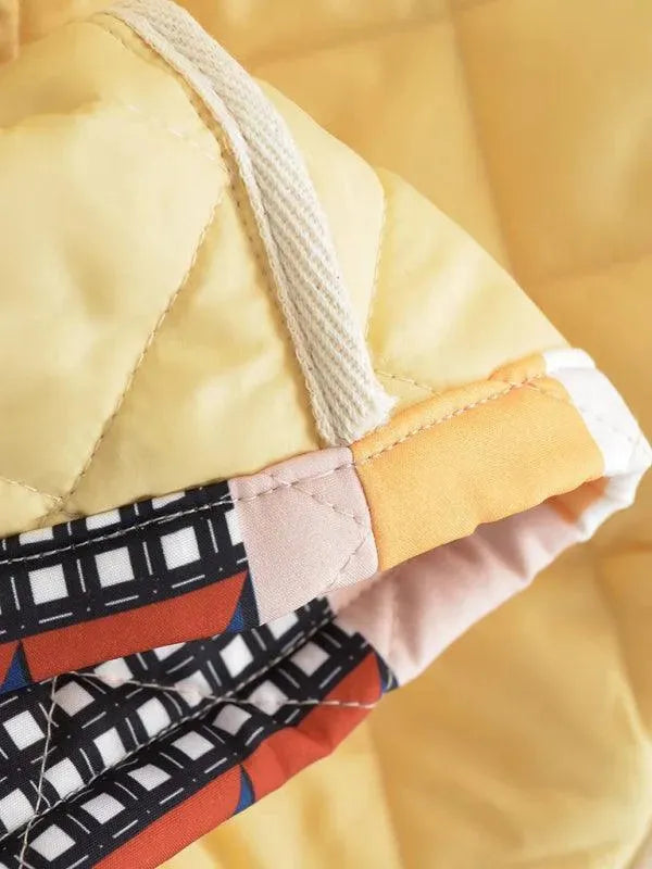 Doudoune matelassée pour femme au look stylé et aux surpiqûres contrastantes