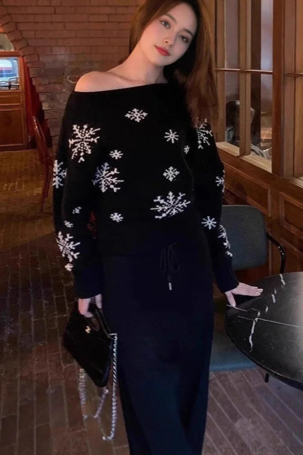Pull de Noël rouge flocon de neige femme
