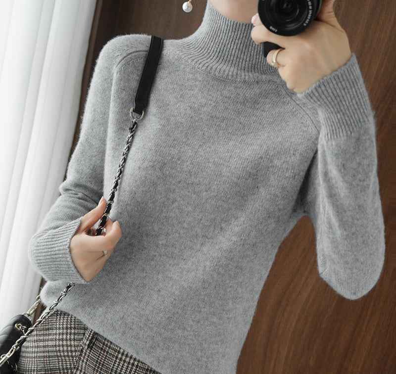 Pull col roulé confortable et ample