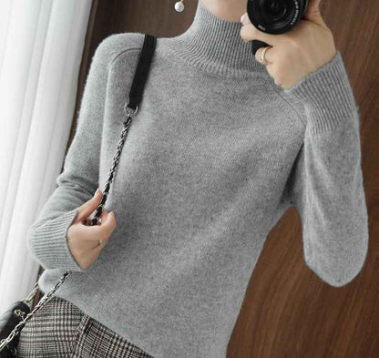 Pull col roulé confortable et ample