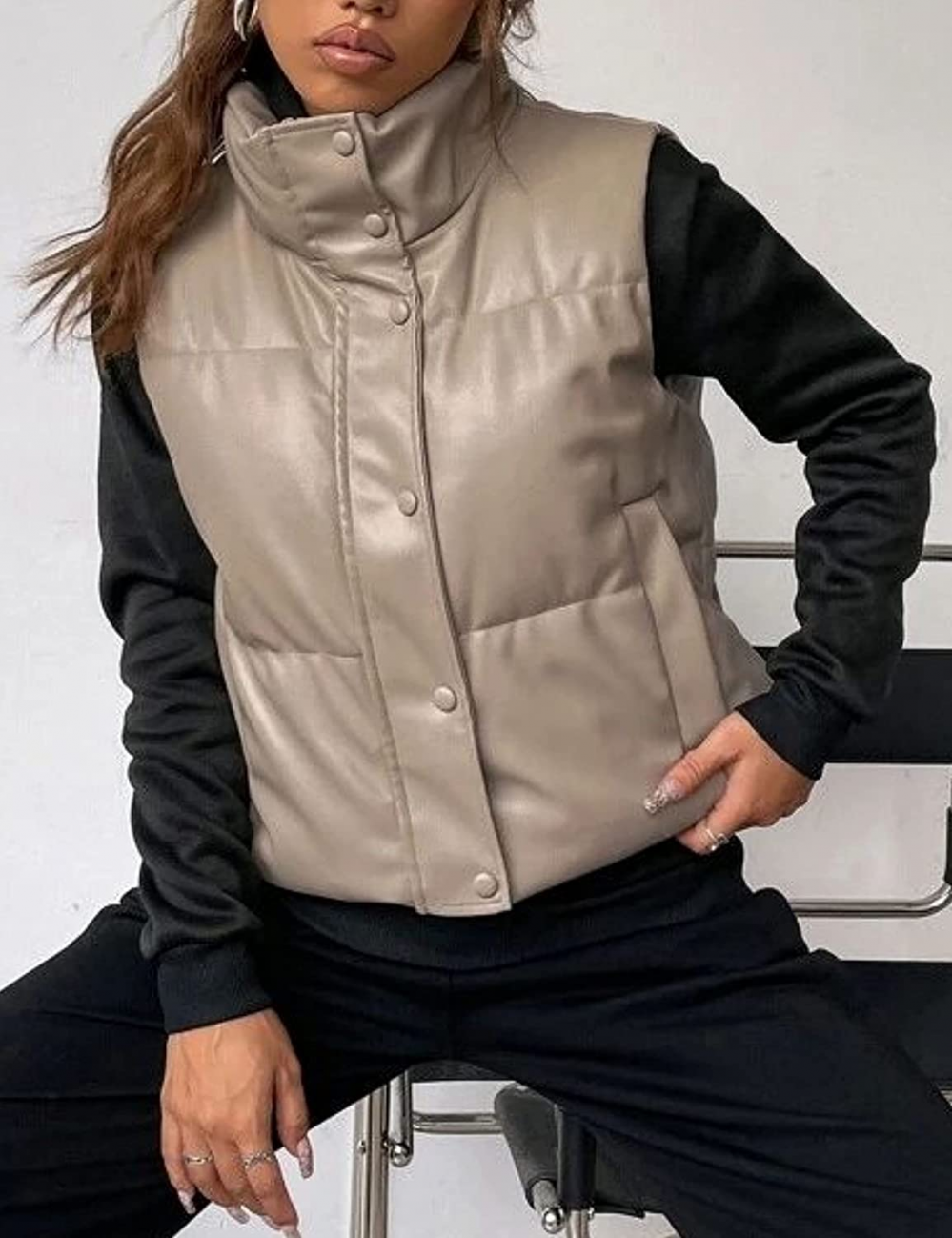 Gilet en cuir femme court et chic