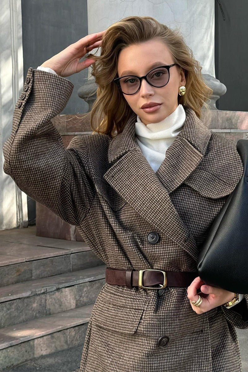 Élégant manteau long à carreaux pied-de-poule pour femme