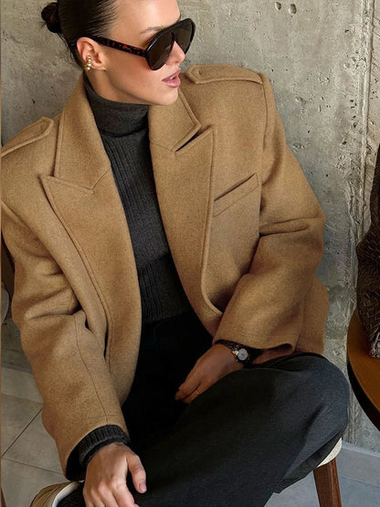 Blazer chic épaulettes femme