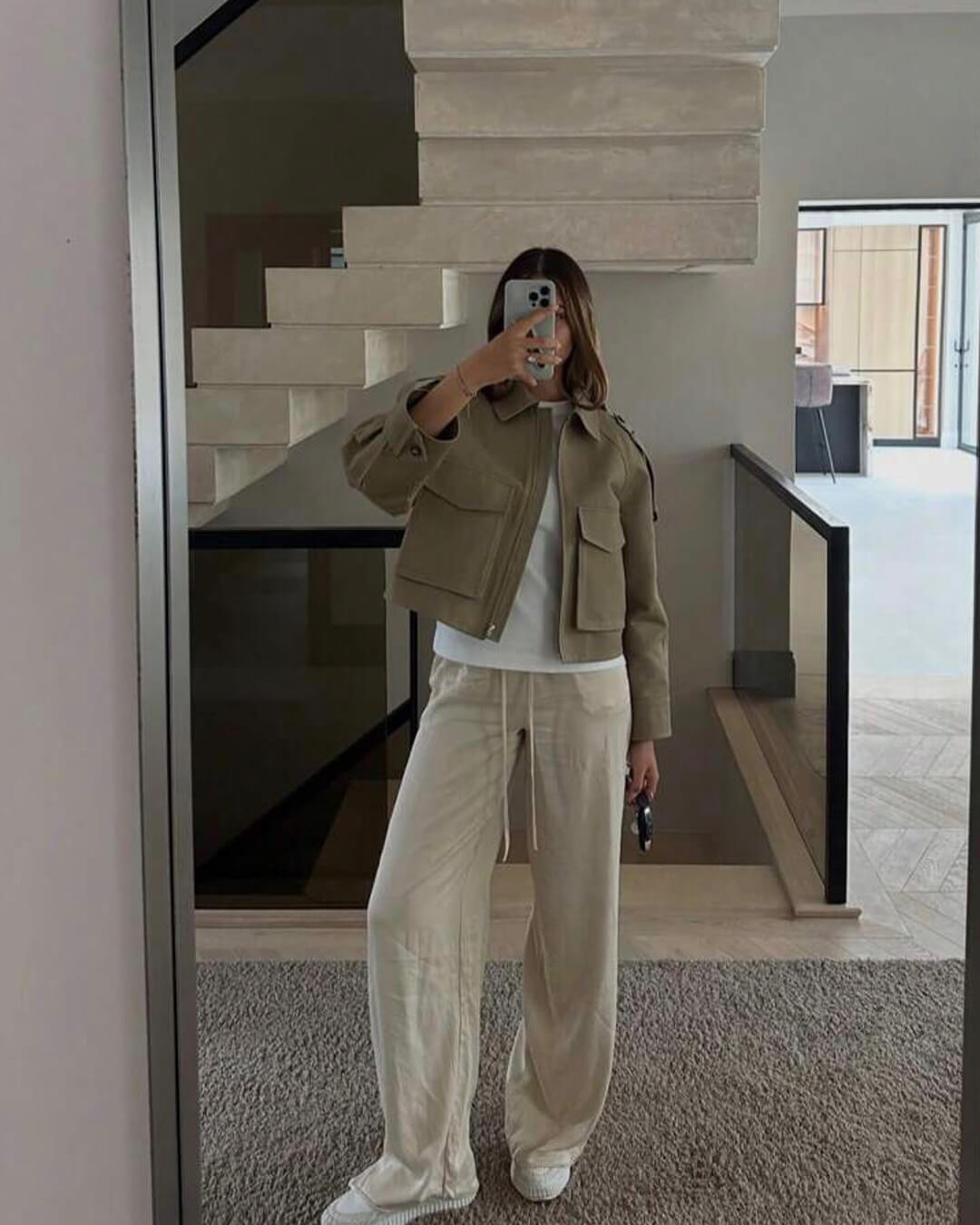 Veste courte type trench-coat classique