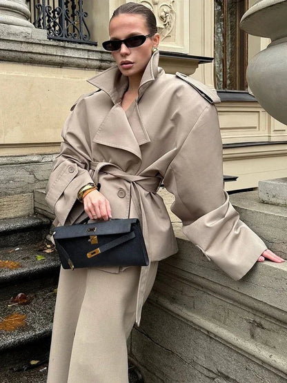 Manteau trench-coat surdimensionné avec ceinture