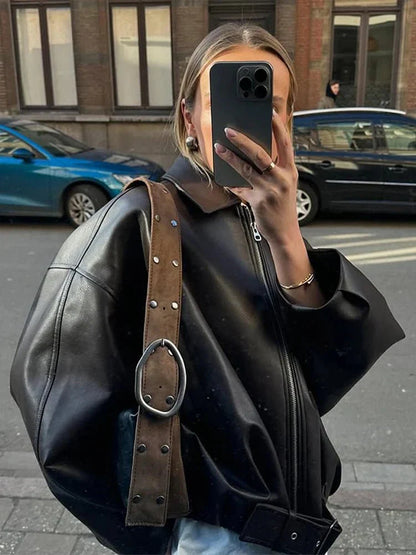 Veste en cuir végane femme élégante
