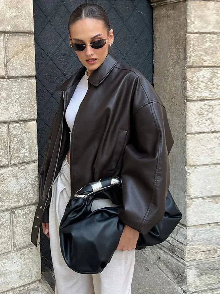 Veste en cuir végane femme élégante