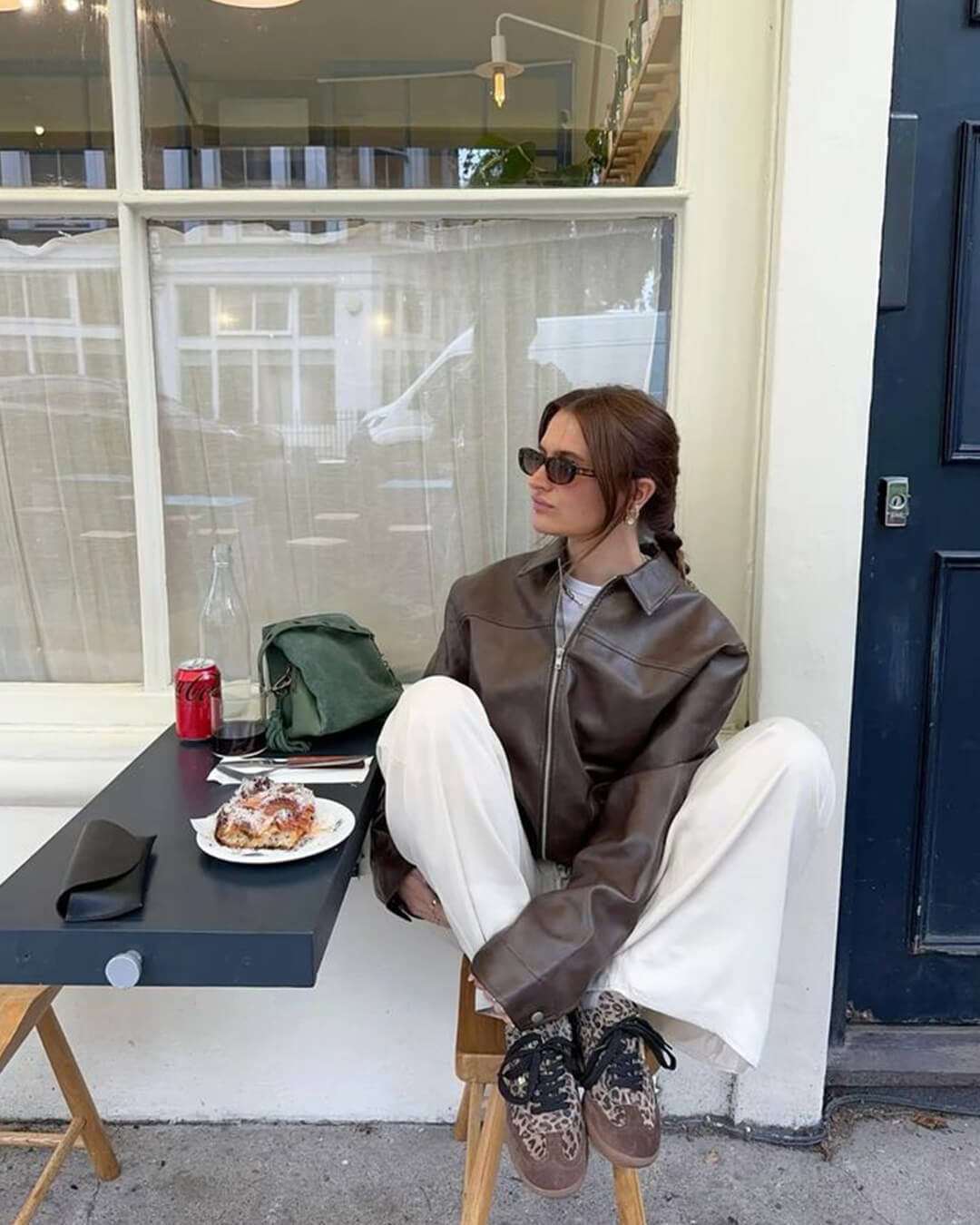 Veste en cuir végane femme élégante