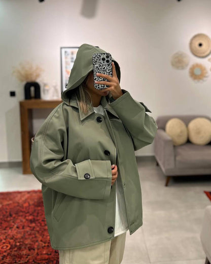 Veste coupe-vent pratique avec capuche