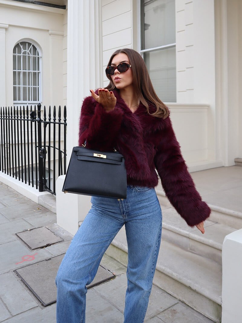 Manteau élégant en fausse fourrure végétalienne pour l'hiver