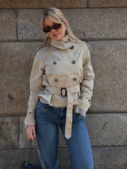 Court trench-coat femme élégant