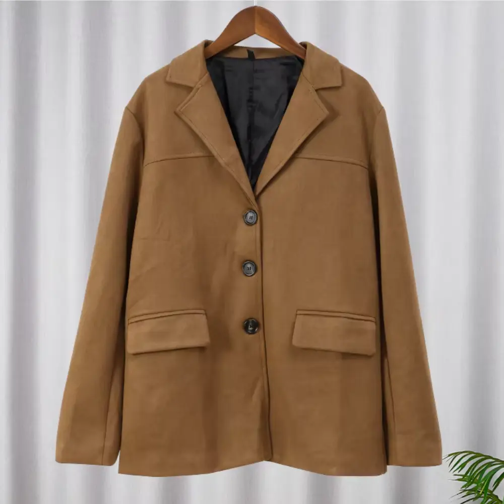 Élégante veste en cuir marron