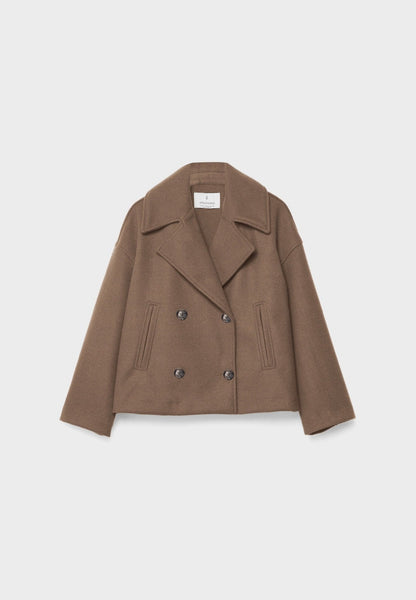 Veste femme à la mode avec boutons