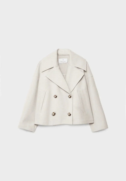 Veste femme à la mode avec boutons
