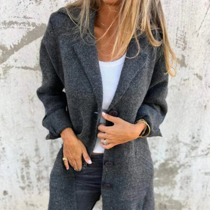 Veste mi-longue douillette Élégantes manchettes