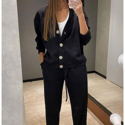 Ensemble de bureau deux pièces : cardigan boutonné et pantalon de costume assorti